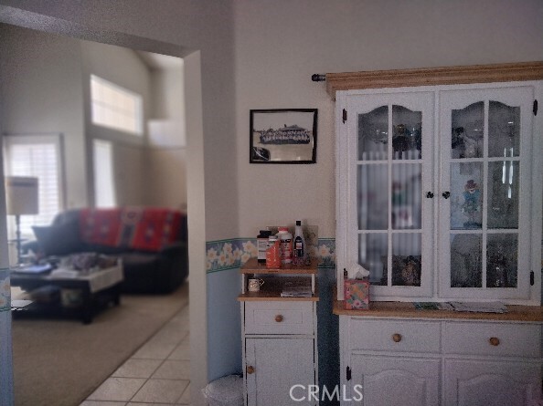 https://media.crmls.org/medias/3ab4489c-60e6-4fba-b721-895df82ad818.jpg?preset=X-Large