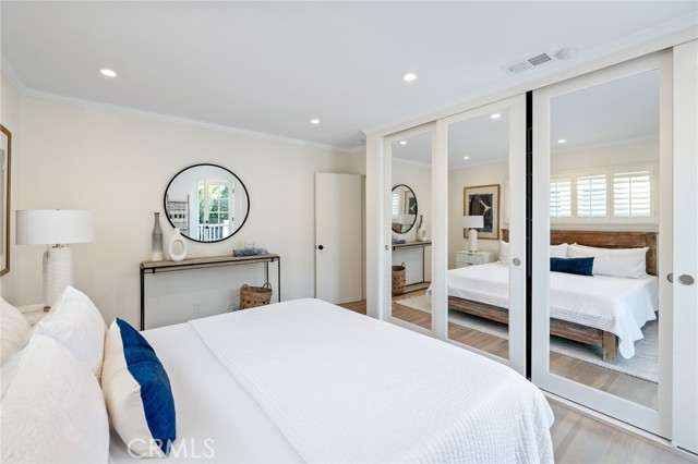 1500 Walnut Avenue, Manhattan Beach, California 90266, 3 Bedrooms Bedrooms, ,2 BathroomsBathrooms,Residential,Sold,Walnut,SB22011905