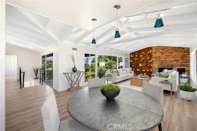1961 Temple Hills Drive, Laguna Beach CA: https://media.crmls.org/medias/3ab51ef3-8d39-40cb-81df-b1e01e0ed148.jpg
