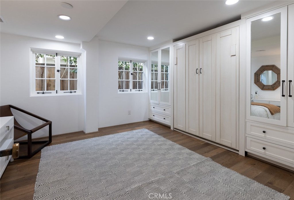 MLS #OC25127533 img 47