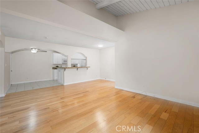 3721 Country Club Drive, Long Beach CA: https://media.crmls.org/medias/3ab62a30-46a4-41ee-80e4-3e3b5cefda05.jpg