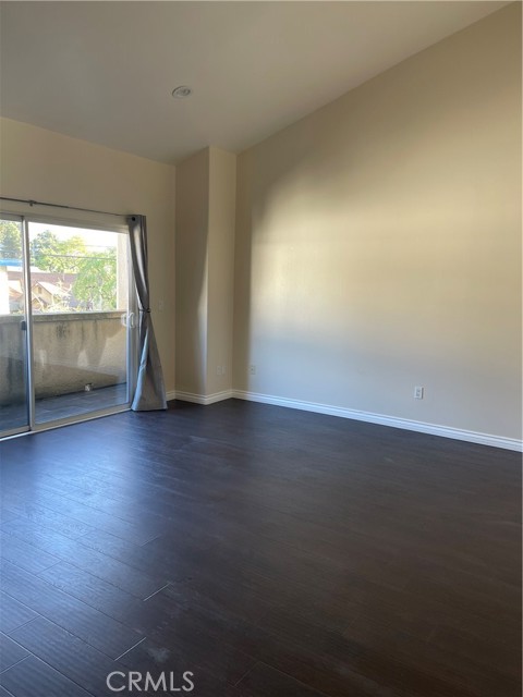 Detail Gallery Image 13 of 18 For 255 N Michigan, Pasadena,  CA 91106 - 3 Beds | 3 Baths