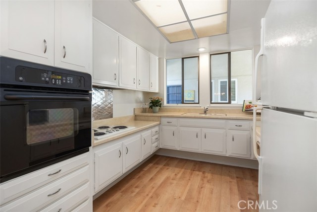 Detail Gallery Image 10 of 24 For 57 Calle Cadiz #O,  Laguna Woods,  CA 92637 - 2 Beds | 2 Baths