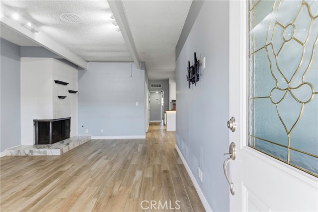 Detail Gallery Image 10 of 33 For 3800 Stockdale #2,  Bakersfield,  CA 93309 - 2 Beds | 1 Baths