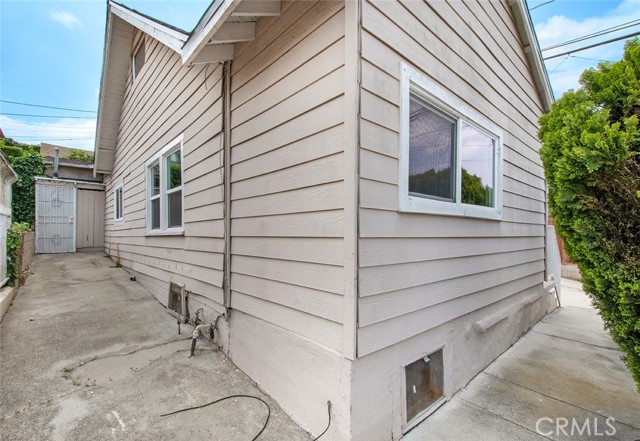 1109 N Chester Avenue, Inglewood, CA, 90302 1109 N Chester Avenue, Inglewood, CA, 90302