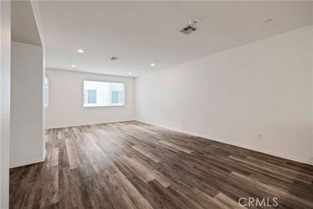 Detail Gallery Image 25 of 54 For 14424 Lily Ln #5,  Gardena,  CA 90247 - 3 Beds | 3/1 Baths