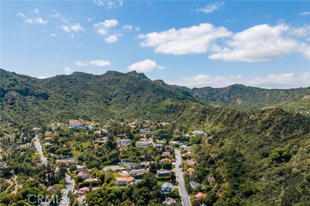 Detail Gallery Image 47 of 47 For 1550 Michael Ln, Pacific Palisades,  CA 90272 - 3 Beds | 3/1 Baths