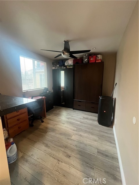 Detail Gallery Image 4 of 8 For 13200 13202 Wentworth St, Arleta,  CA 91331 - 5 Beds | 3 Baths