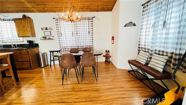 Detail Gallery Image 12 of 33 For 921 Wendy Ave, Big Bear City,  CA 92314 - 2 Beds | 2 Baths