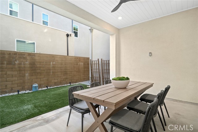 Detail Gallery Image 13 of 37 For 126 Scale, Irvine,  CA 92618 - 4 Beds | 4 Baths