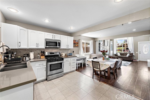 Detail Gallery Image 11 of 38 For 22852 via Octavo, Mission Viejo,  CA 92691 - 4 Beds | 2 Baths