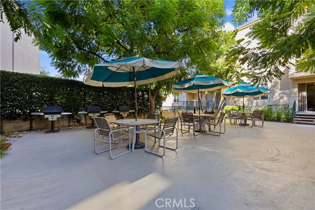 4501 Cedros Avenue, 330 photo 34