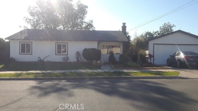 Detail Gallery Image 1 of 1 For 5760 Odessa Ave, La Mesa,  CA 91942 - 3 Beds | 2 Baths