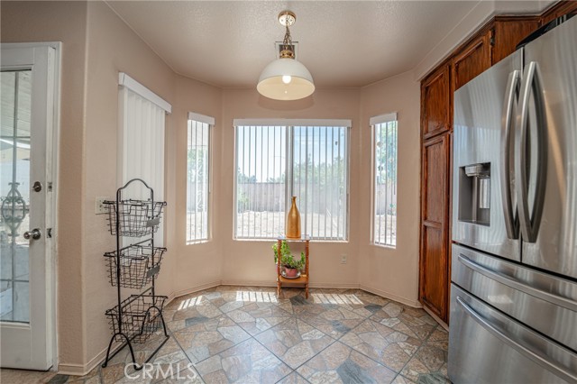 Detail Gallery Image 9 of 32 For 22569 Southwalk St, Moreno Valley,  CA 92553 - 3 Beds | 2/1 Baths