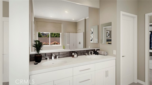 Detail Gallery Image 7 of 7 For 6868 Serrano Ave, Hesperia,  CA 92345 - 4 Beds | 2/1 Baths