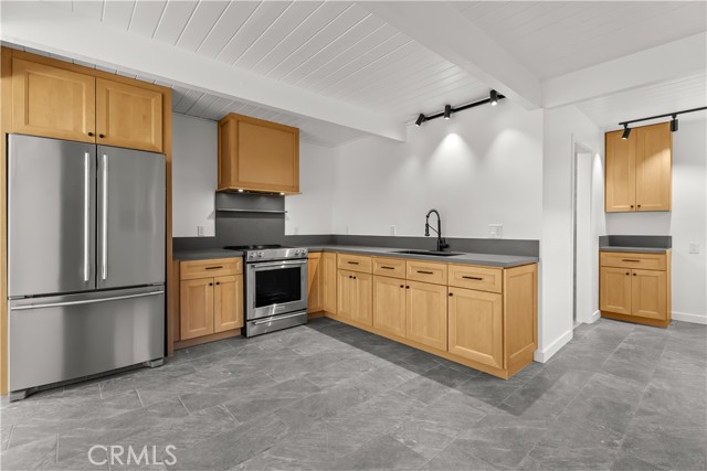 Detail Gallery Image 19 of 24 For 5324 W 121st, Hawthorne,  CA 90250 - – Beds | – Baths