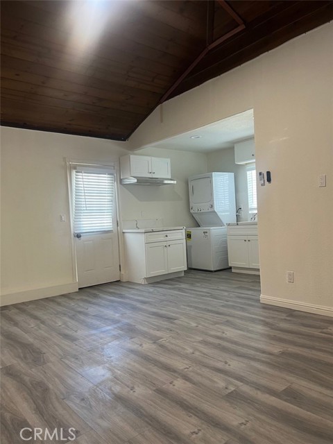 Detail Gallery Image 14 of 15 For 3035 Bautista, Riverside,  CA 92506 - 3 Beds | 2 Baths