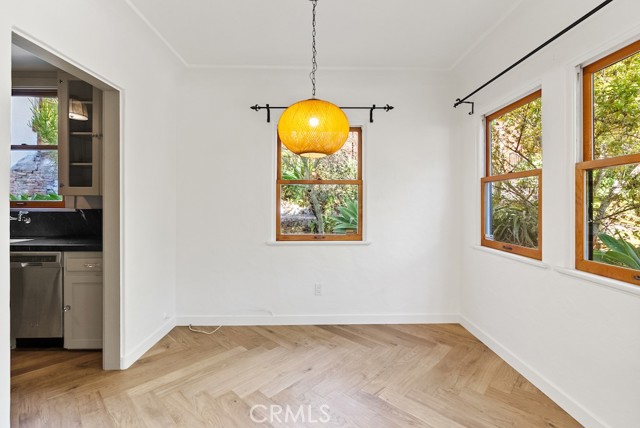 Detail Gallery Image 11 of 37 For 2130 Apex, Los Angeles,  CA 90039 - 3 Beds | 1 Baths