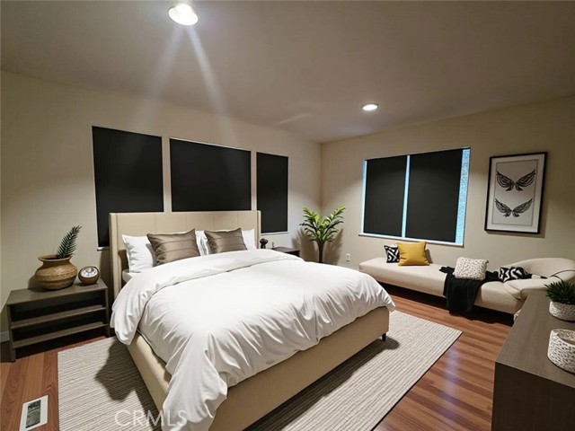 Detail Gallery Image 15 of 19 For 4332 Sunnyslope Ave, Sherman Oaks,  CA 91423 - 4 Beds | 3 Baths