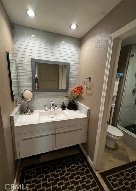 Detail Gallery Image 20 of 36 For 7320 Hawthorn #106 Ave #106,  Los Angeles,  CA 90046 - 2 Beds | 2 Baths