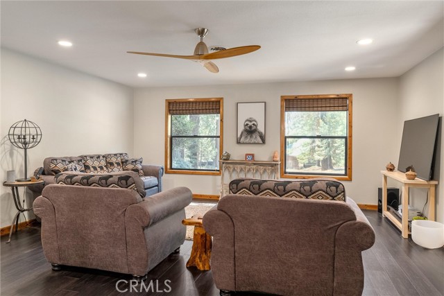 Detail Gallery Image 20 of 73 For 170 Woodhaven Dr, Chico,  CA 95973 - 4 Beds | 3/1 Baths