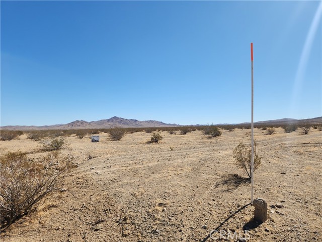 Detail Gallery Image 2 of 8 For 33 Panamint Trl, Helendale,  CA 92342 - – Beds | – Baths