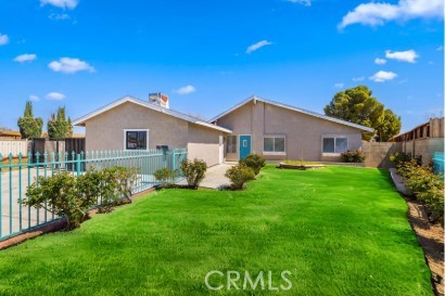 3501 W Avenue K13, Lancaster CA: https://media.crmls.org/medias/3ac53030-4244-4df1-8cb5-961d2a89a3a0.jpg
