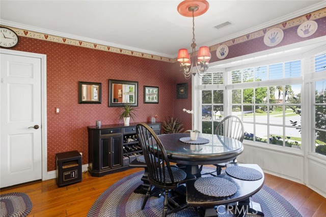 Detail Gallery Image 14 of 53 For 2033 Holiday, Newport Beach,  CA 92660 - 5 Beds | 7/1 Baths