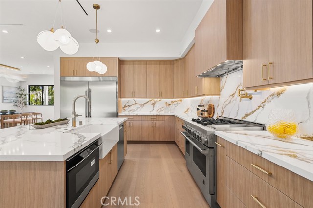 5945 Hesperia Avenue, Encino CA: https://media.crmls.org/medias/3ac6a4fa-f18d-40ee-a16c-4d7b9601714d.jpg