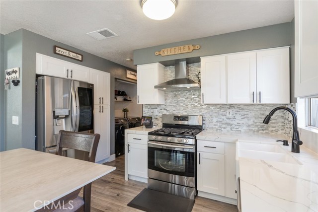 Detail Gallery Image 16 of 41 For 844 Pathfinder, Corona,  CA 92878 - 3 Beds | 2/1 Baths