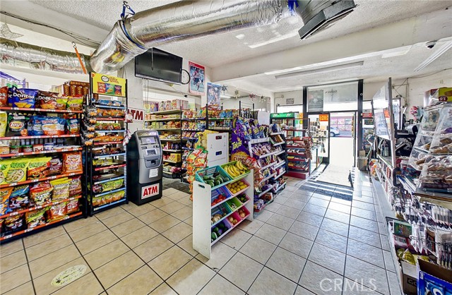 Image 9 of 28 For 4141 Whittier Boulevard