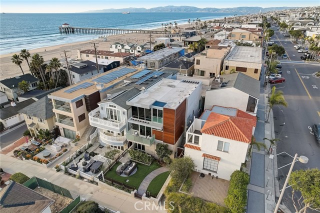 129 8th Street, Manhattan Beach, California 90266, 5 Bedrooms Bedrooms, ,3 BathroomsBathrooms,Residential,Sold,8th Street,SB23211315