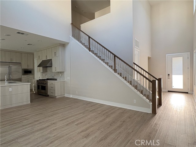 Detail Gallery Image 12 of 41 For 160 Longden, Lake Forest,  CA 92630 - 4 Beds | 4 Baths