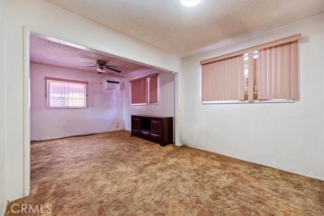 Detail Gallery Image 20 of 43 For 920 W Citrus St, Colton,  CA 92324 - 3 Beds | 1/1 Baths