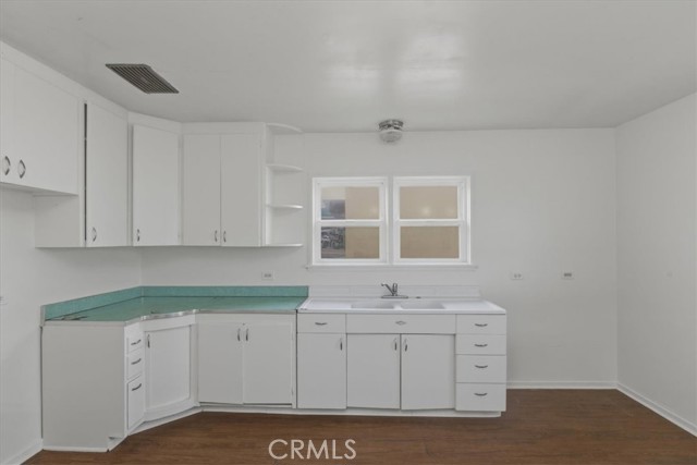 Detail Gallery Image 10 of 40 For 3383 Highland, Highland,  CA 92346 - – Beds | – Baths