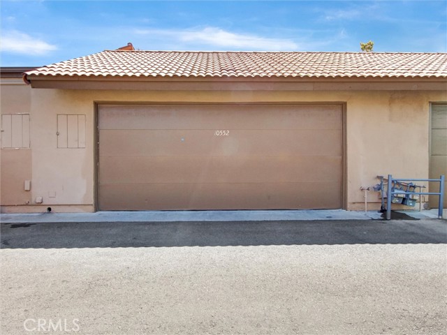 10552 Royal Oak Way, Stanton CA: https://media.crmls.org/medias/3ac88b51-b01f-46d1-ab48-73680523b75e.jpg