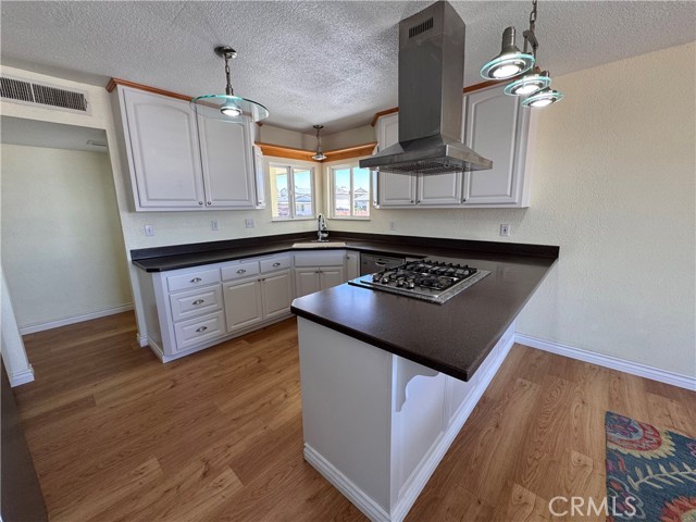 417 Fenoak Drive, Barstow CA: https://media.crmls.org/medias/3ac89925-ef91-4a94-8baa-b567cd033aa1.jpg