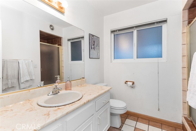 Detail Gallery Image 8 of 29 For 22754 Islamare Lane, Lake Forest,  CA 92630 - 4 Beds | 3 Baths