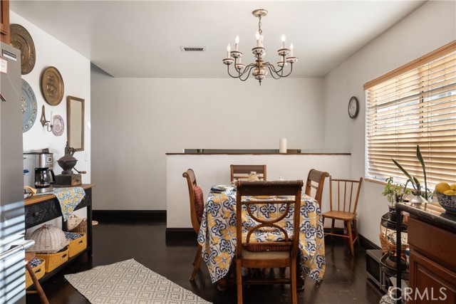 5266 Bluff Street, Norco CA: https://media.crmls.org/medias/3acaba90-e33f-40d7-aff4-04612d43e453.jpg