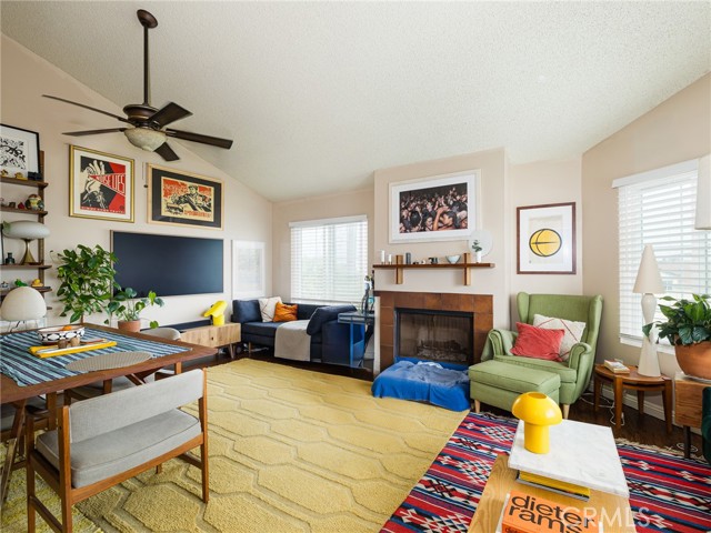 Detail Gallery Image 17 of 33 For 426 E Imperial Ave, El Segundo,  CA 90245 - – Beds | – Baths