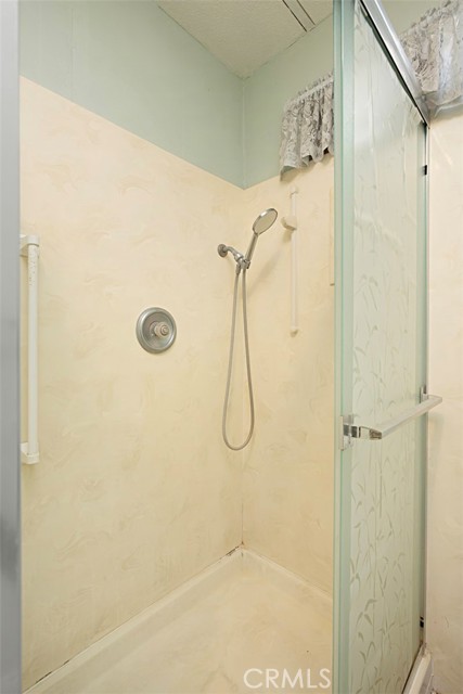 Detail Gallery Image 17 of 26 For 14851 Jeffrey Rd #109,  Irvine,  CA 92618 - 2 Beds | 2 Baths