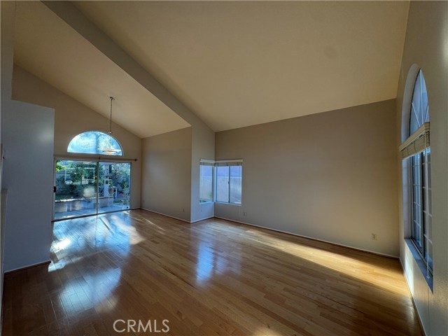 Detail Gallery Image 3 of 29 For 6 Fierro, Irvine,  CA 92614 - 3 Beds | 2/1 Baths