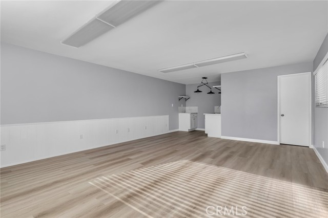17105 Woodruff Avenue, Bellflower CA: https://media.crmls.org/medias/3acc6dfb-63be-450d-8df2-b80166a50bc4.jpg