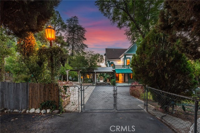 Detail Gallery Image 7 of 72 For 1228 S Center St, Redlands,  CA 92373 - 7 Beds | 5 Baths