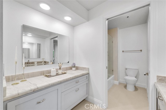 260 Cagney Lane, Newport Beach CA: https://media.crmls.org/medias/3acdfcf9-f6b3-4863-b30c-db6025ae2551.jpg