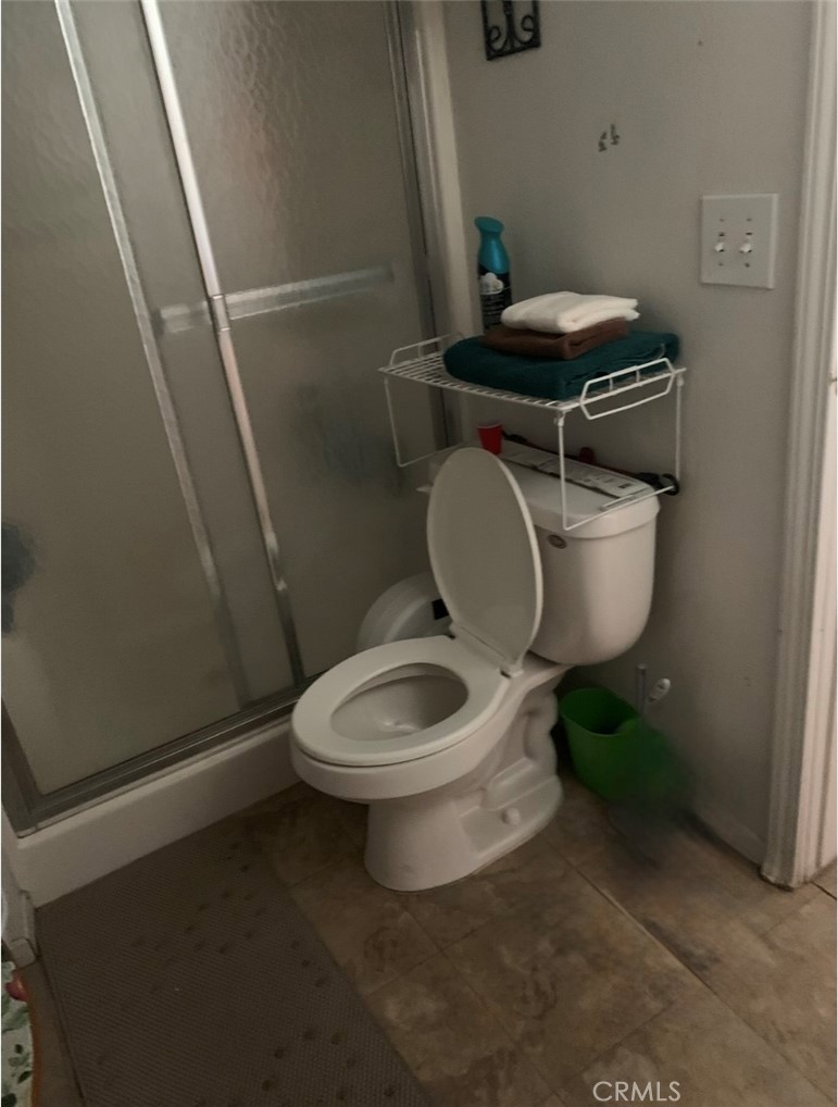 https://media.crmls.org/medias/3ace613d-7fe6-4f5a-b049-0ba07d25556b.jpg?preset=X-Large