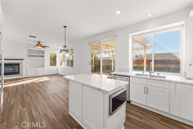 Detail Gallery Image 14 of 38 For 9749 Orange, Rancho Cucamonga,  CA 91737 - 4 Beds | 2/1 Baths