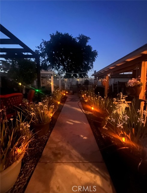 Detail Gallery Image 22 of 24 For 114 S Encina, Rialto,  CA 92376 - 4 Beds | 1 Baths