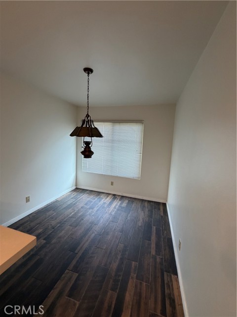 Detail Gallery Image 6 of 24 For 17811 Devonshire, Northridge,  CA 91325 - 3 Beds | 3 Baths