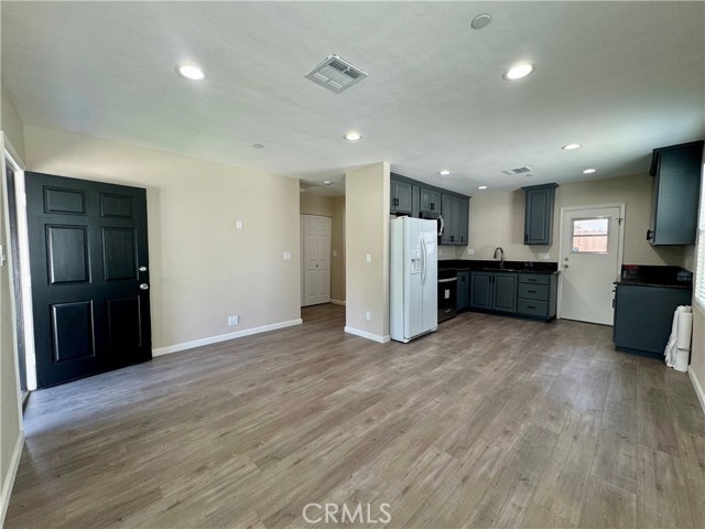 13931 Aztec Street, Sylmar CA: https://media.crmls.org/medias/3acf95a3-aaee-48a9-89a6-62ad7cb66d57.jpg